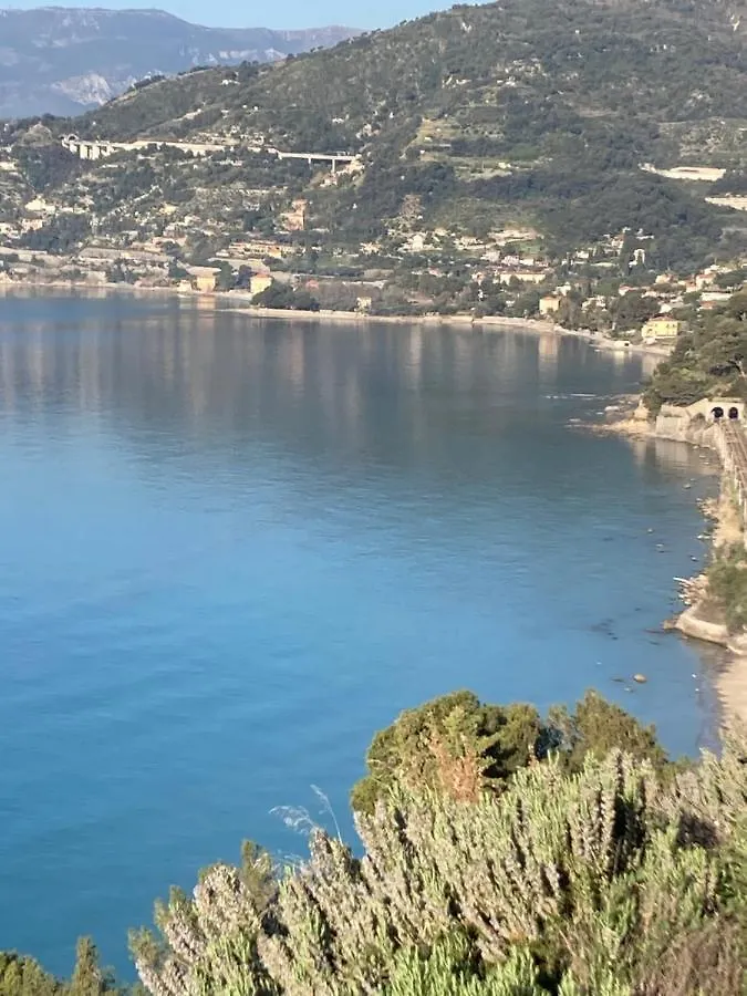 B&Bilfortesulmare Ventimiglia Bed & Breakfast