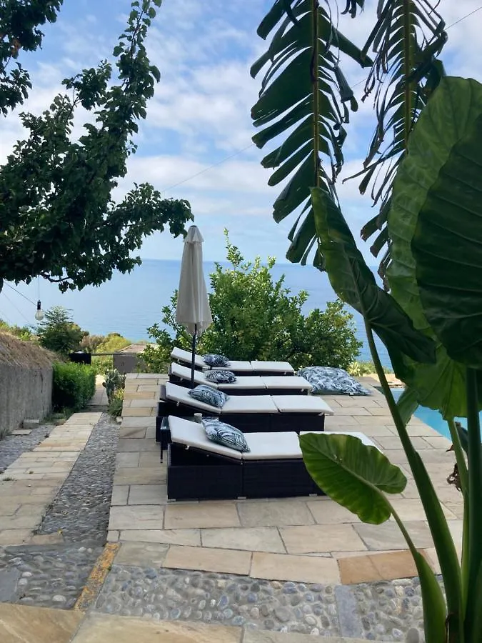 Bed & Breakfast B&Bilfortesulmare Ventimiglia Italia